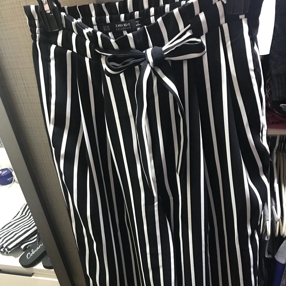 Strip pants